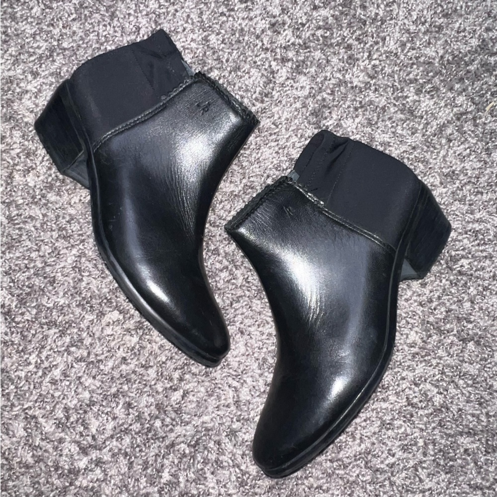 Jack Rogers Bailee Scallop Black Ankle Booties